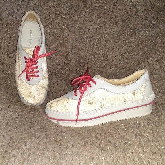 MARIA LEON-SPAIN-Gray/White/Red/Floral Leather Lace-Up Sneakers-Sz 37-Near Mint - Picture 1 of 7